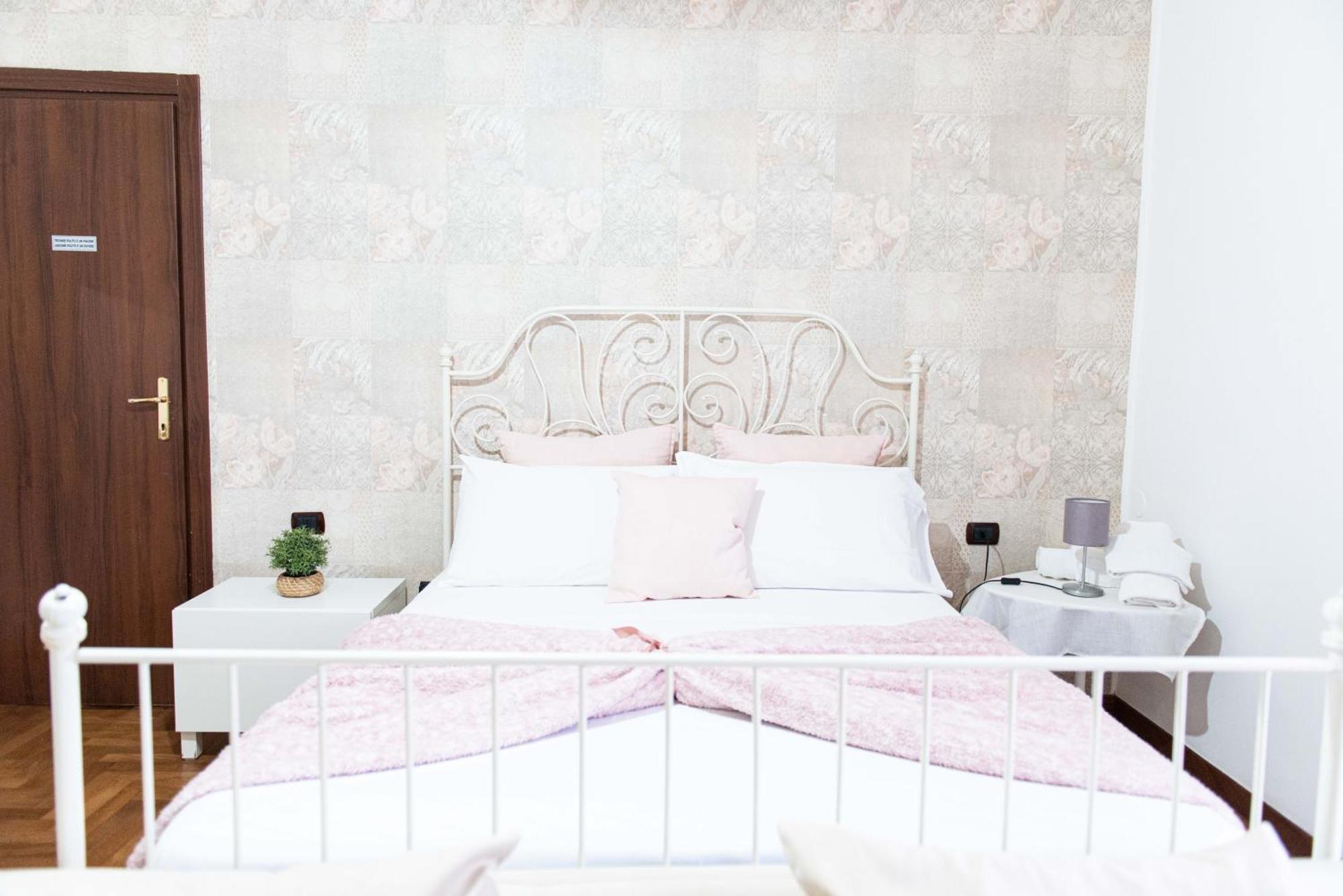 Laetitia Guest House32 Aversa Εξωτερικό φωτογραφία